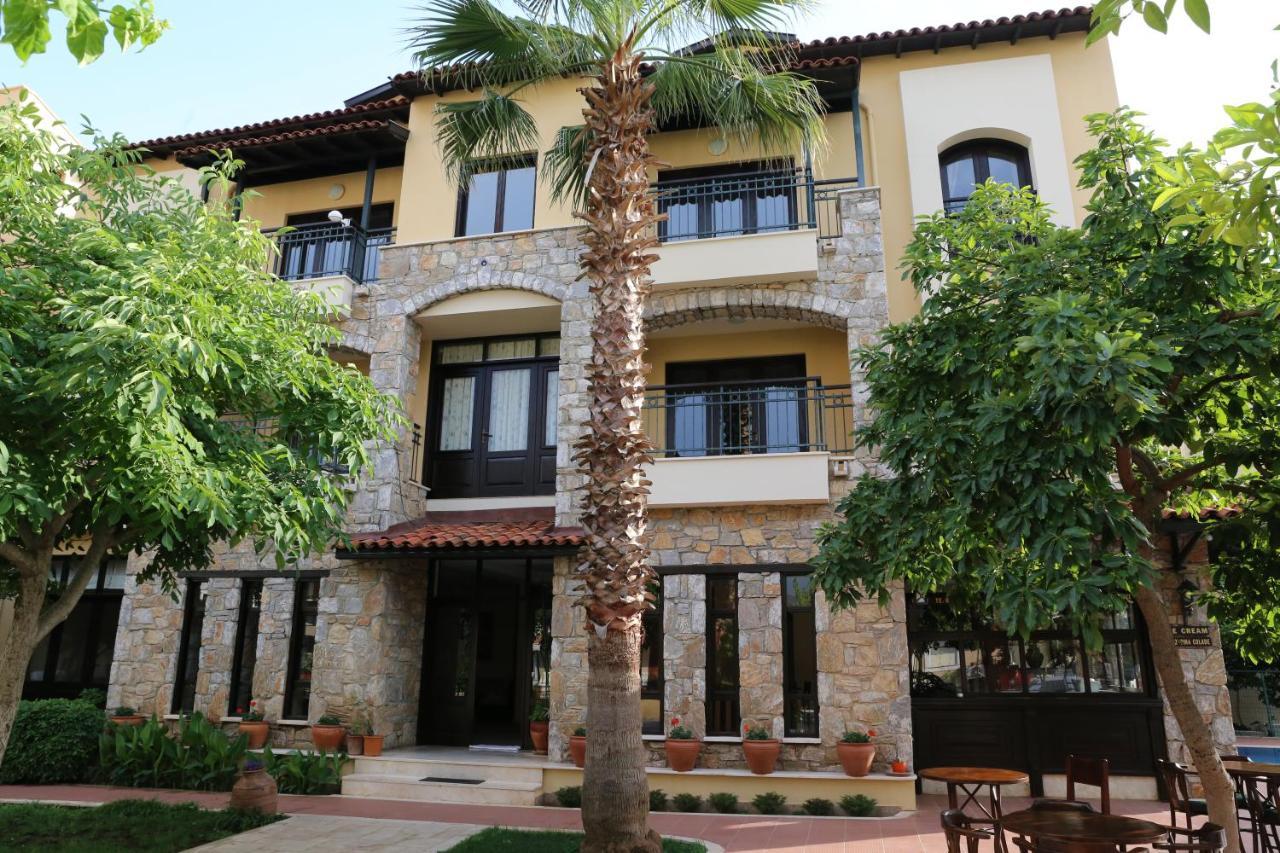 Neighbours * Marmaris